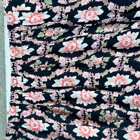 Flynn Skye Black Floral Rara Maxi Skirt M NWOT - Picture 11 of 14